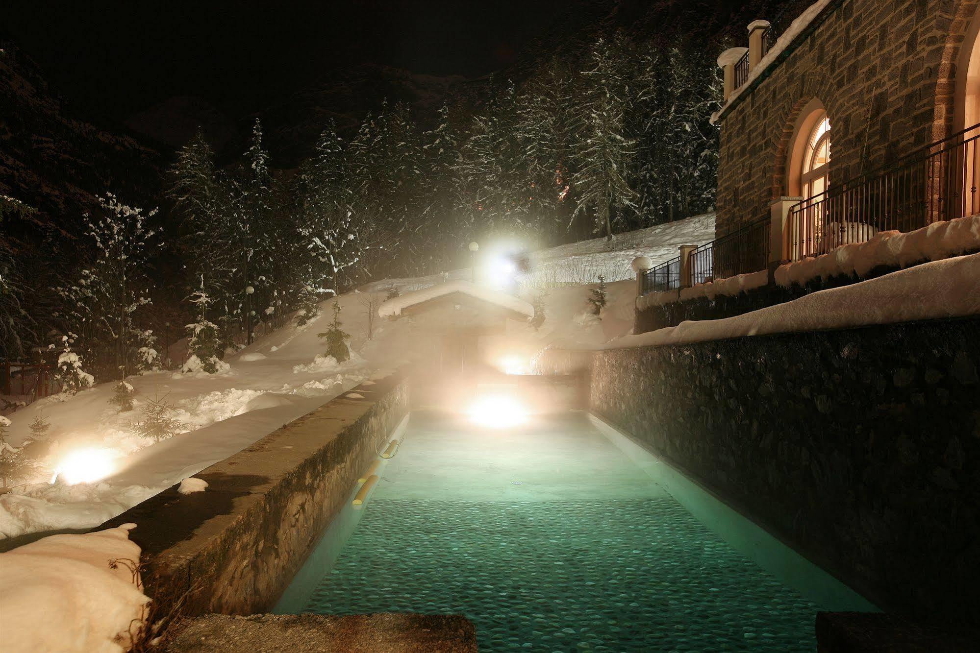 Qc Terme Grand Hotel Bagni Nuovi Bormio Dış mekan fotoğraf The thermal springs of Poligon